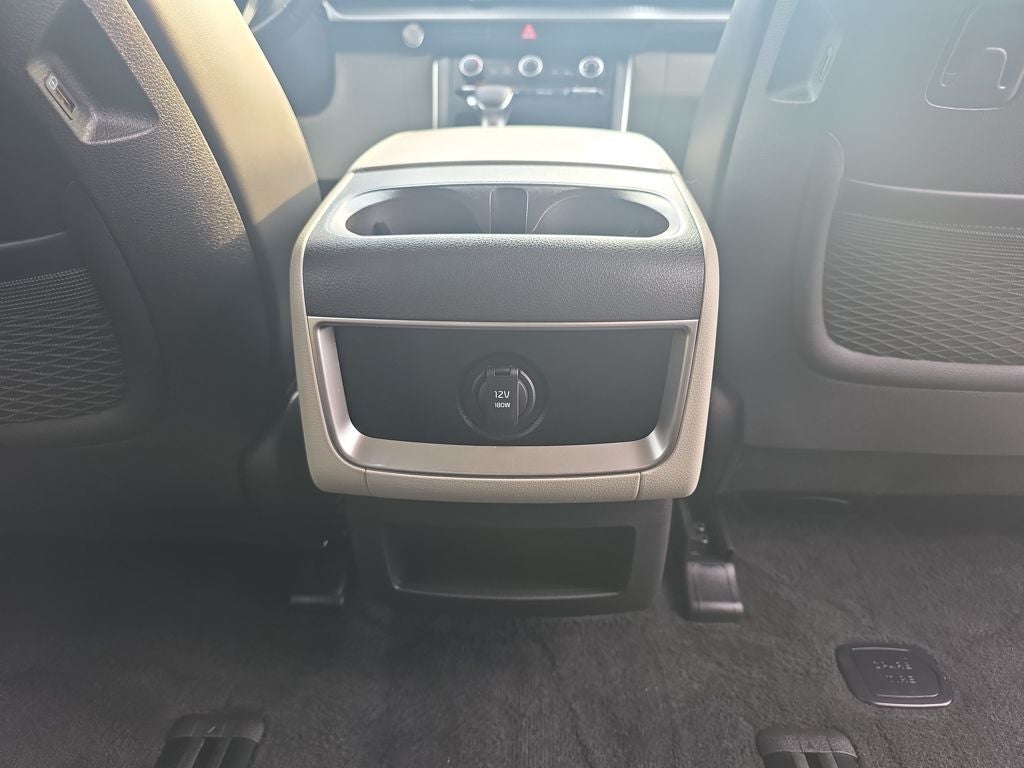 2023 Kia Carnival LX