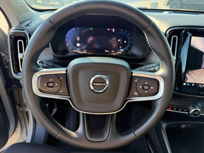 2025 Volvo XC40 B5 Plus Bright Theme
