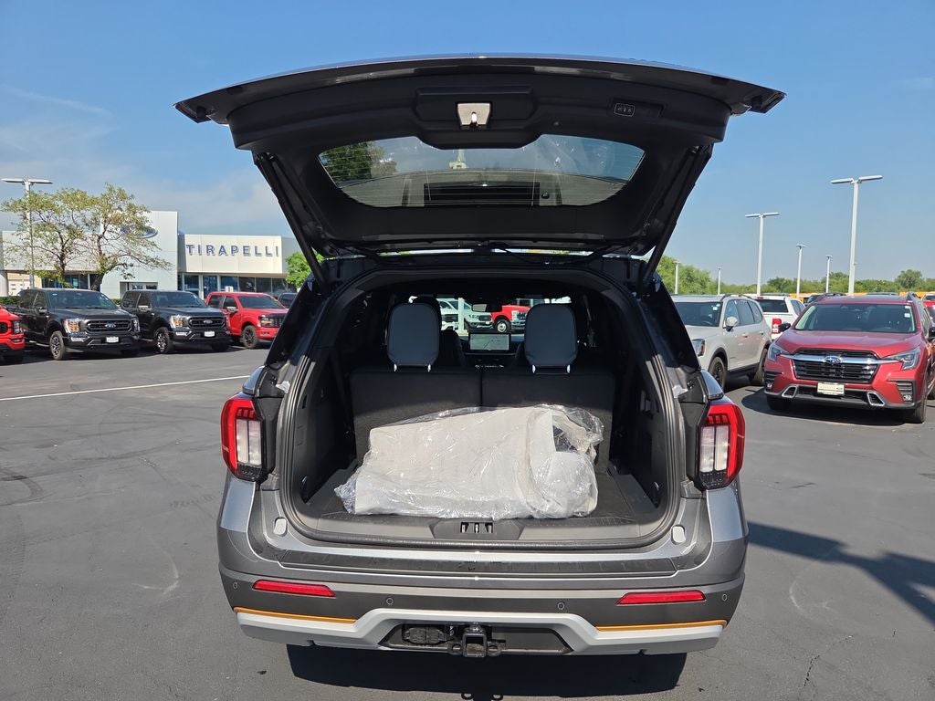 2027 Ford Explorer 4DR AWD TREMOR