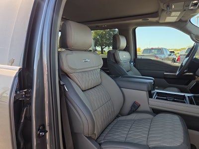 2027 Ford F-250SD F-250® Platinum®